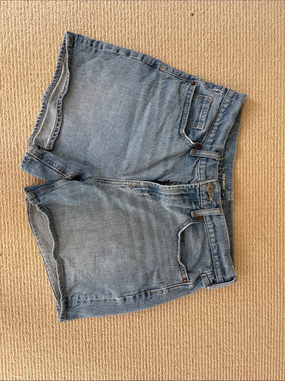 Old Navy high rise baggy Classic Light Blue Denim Women's Short